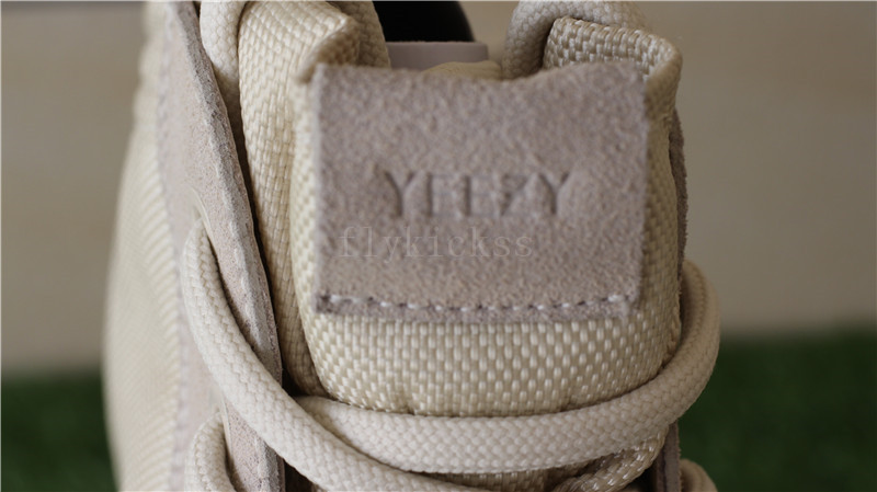 Adidas Yeezy 950 Duck Boost PeyoteTurtle DoveWhite